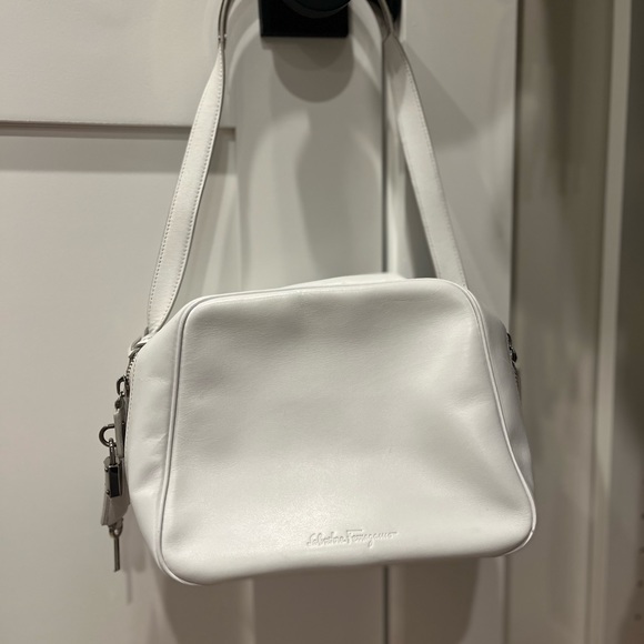 Authentic SALVATORE FERRAGAMO Camera Bag - Picture 2 of 11